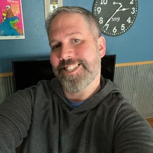 Meet your Posher, Christopher